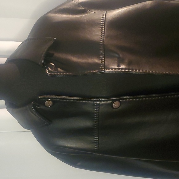 Men's Black faux leather coat - Picture 4 of 9